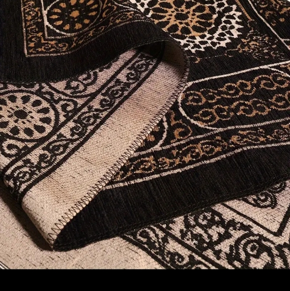 Muslim Prayer Rug - Picture 4 of 5